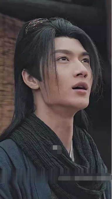 魂穿游戏后我称王称霸 第12集